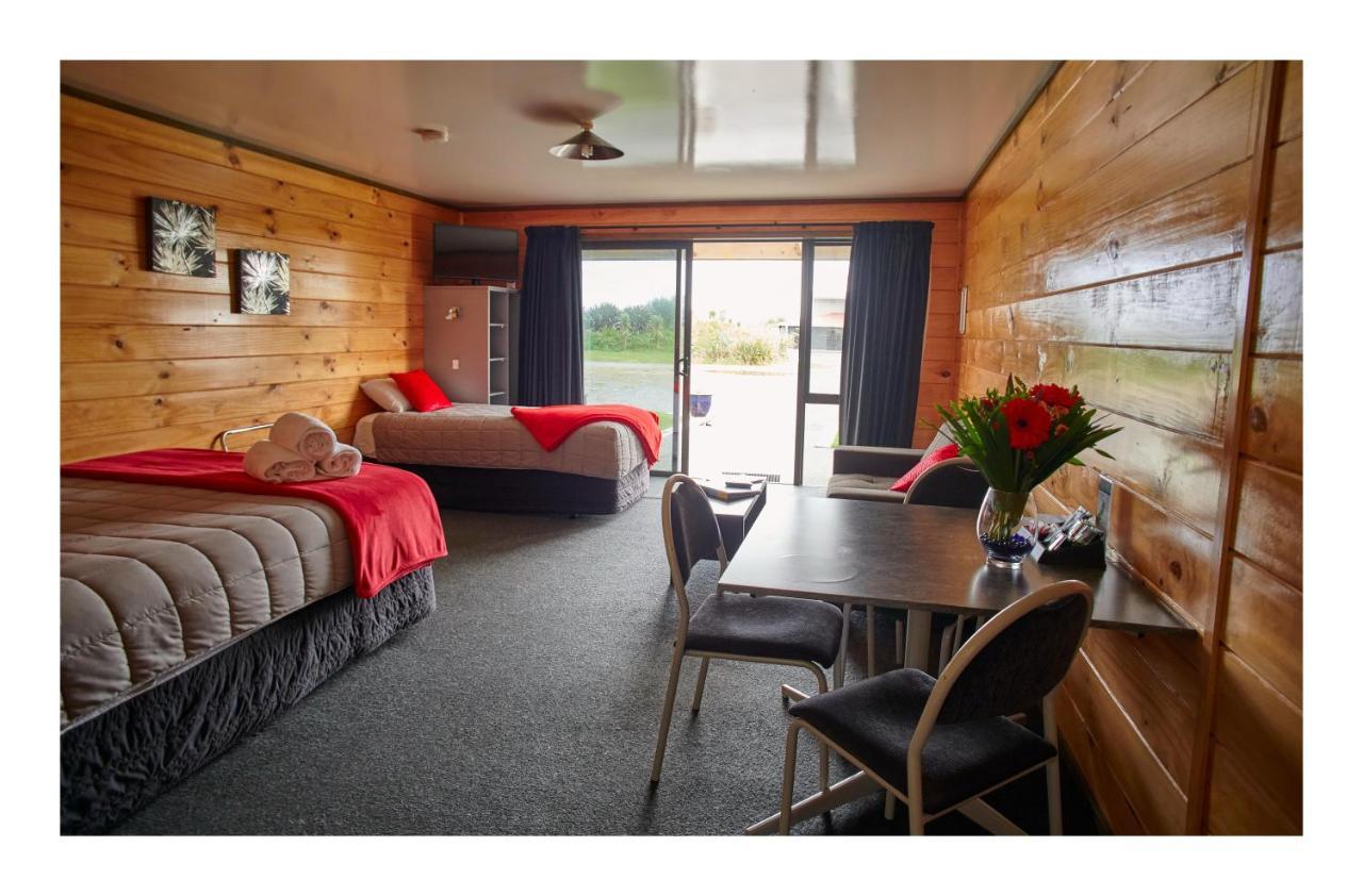 Greymouth Seaside Top 10 Holiday Park Екстериор снимка