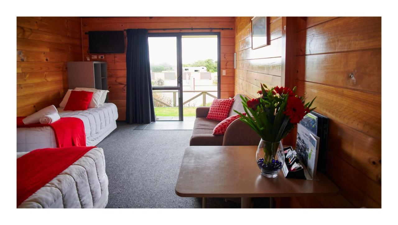 Greymouth Seaside Top 10 Holiday Park Екстериор снимка