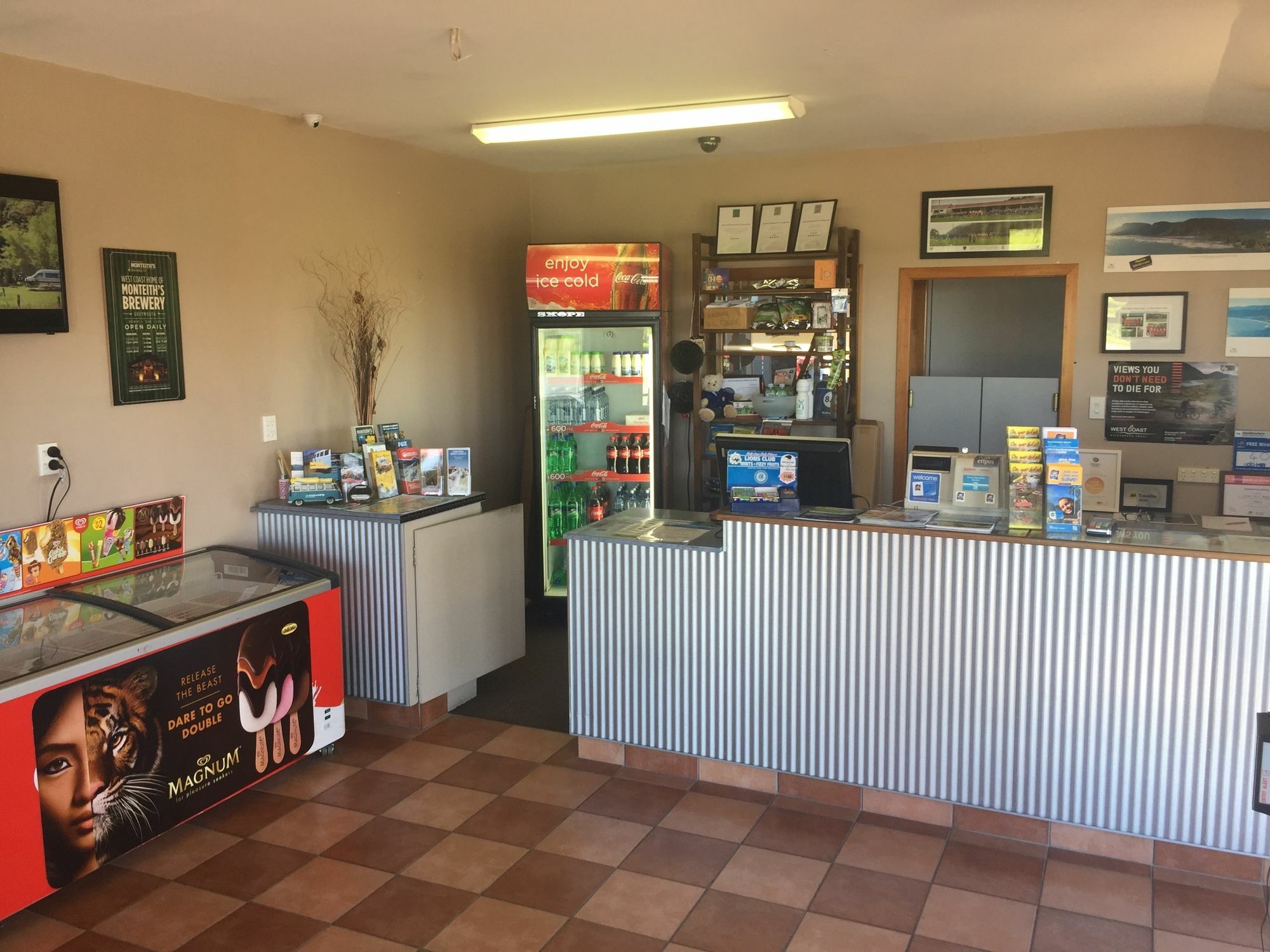 Greymouth Seaside Top 10 Holiday Park Екстериор снимка